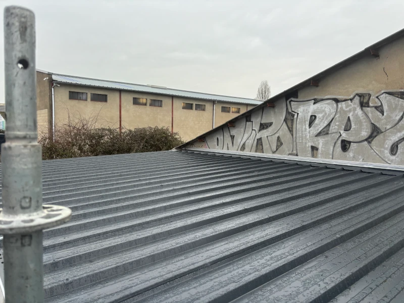 rénovatoit toiture entrepôt bac acier Gien